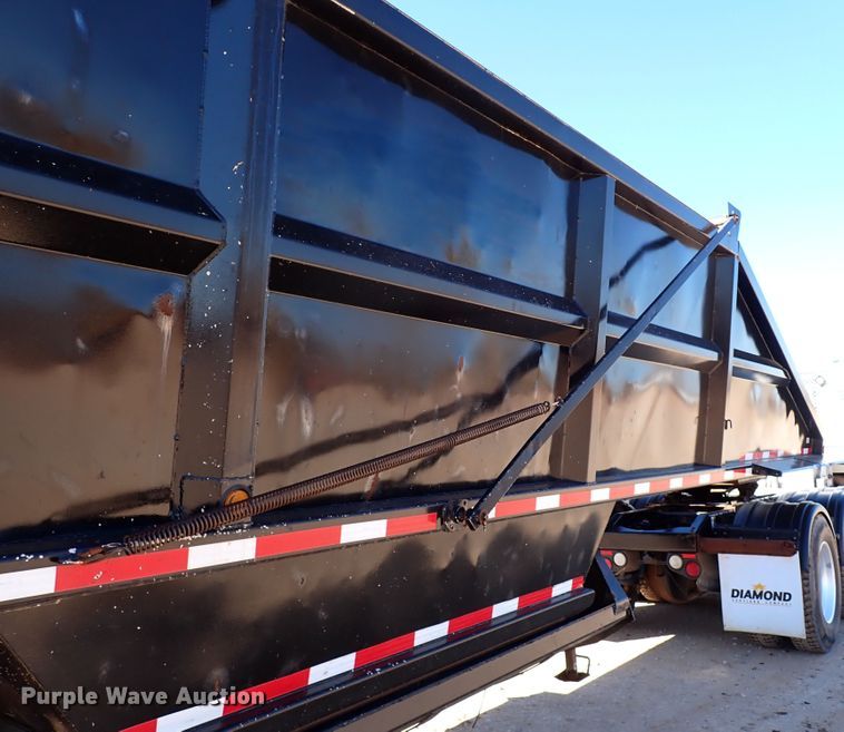 image for item DK3632 2004 Corn Belt S-4002  bottom dump trailer