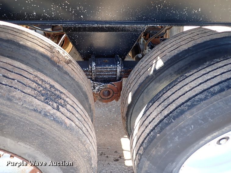 image for item DK3632 2004 Corn Belt S-4002  bottom dump trailer