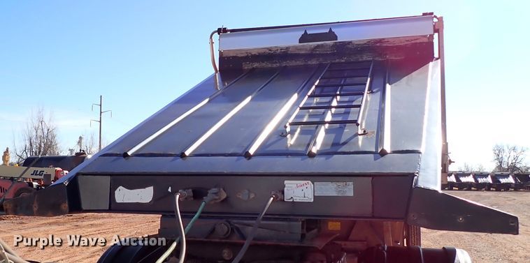 image for item DK3633 2011 CTS BDT-40  bottom dump trailer
