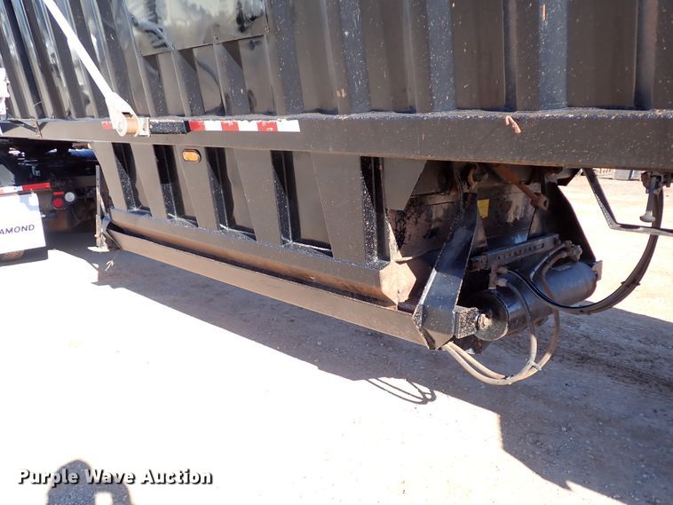 image for item DK3633 2011 CTS BDT-40  bottom dump trailer