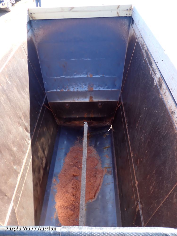 image for item DK3633 2011 CTS BDT-40  bottom dump trailer