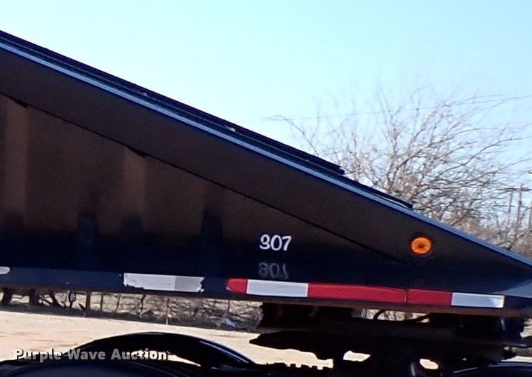 image for item DK3633 2011 CTS BDT-40  bottom dump trailer