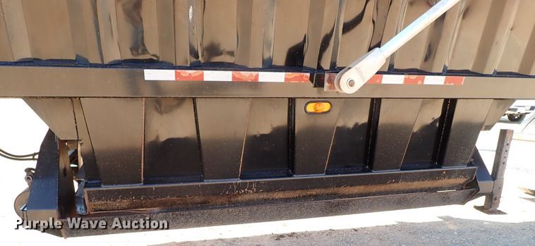 image for item DK3634 2011 CTS BDT-40  bottom dump trailer