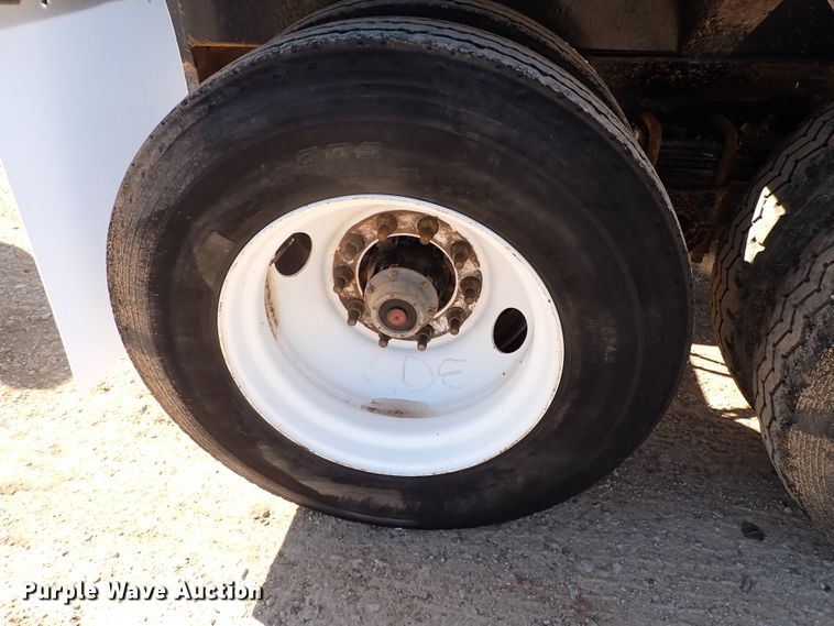 image for item DK3634 2011 CTS BDT-40  bottom dump trailer