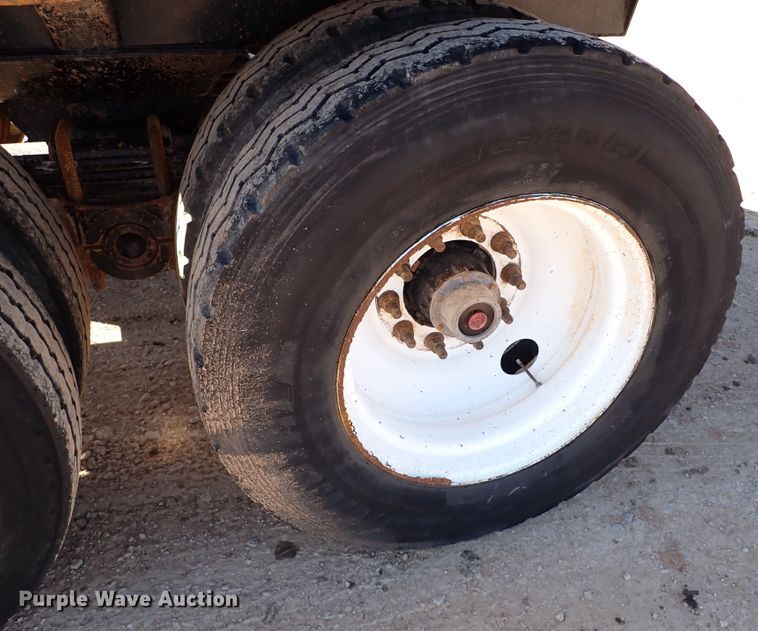 image for item DK3634 2011 CTS BDT-40  bottom dump trailer