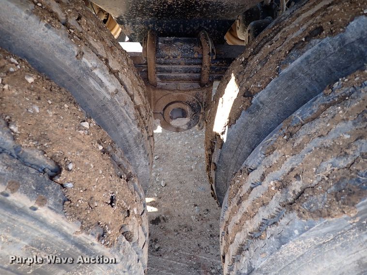 image for item DK3635 2011 CTS BDT-40  bottom dump trailer