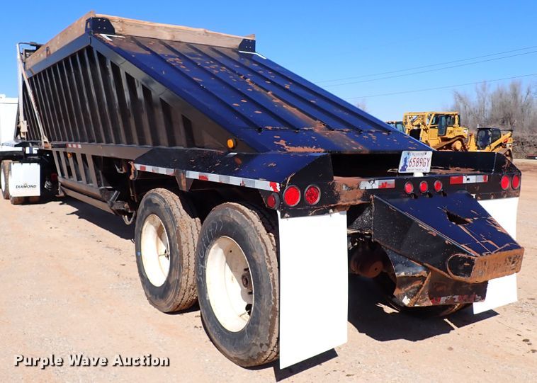 image for item DK3636 2011 CTS BDT-40  bottom dump trailer