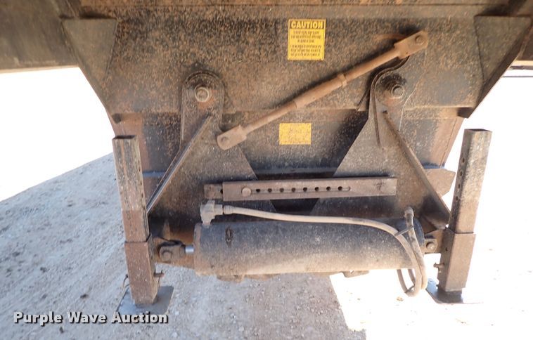 image for item DK3636 2011 CTS BDT-40  bottom dump trailer