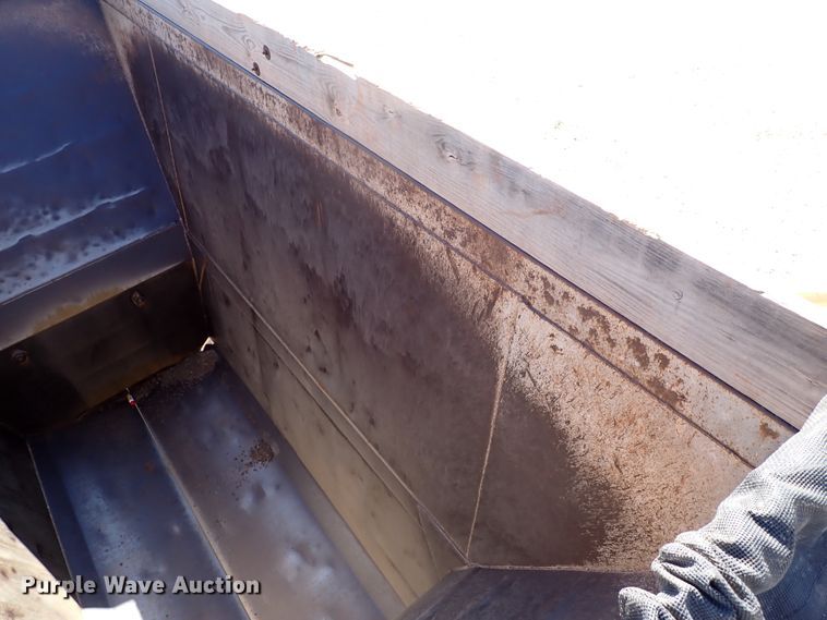 image for item DK3636 2011 CTS BDT-40  bottom dump trailer