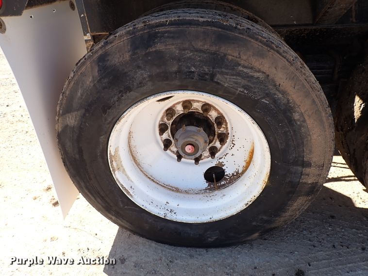 image for item DK3636 2011 CTS BDT-40  bottom dump trailer