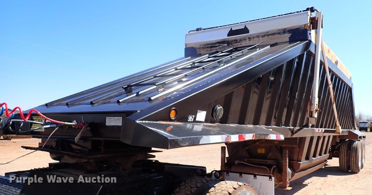 image for item DK3637 2011 CTS BDT-40  bottom dump trailer