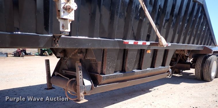 image for item DK3637 2011 CTS BDT-40  bottom dump trailer