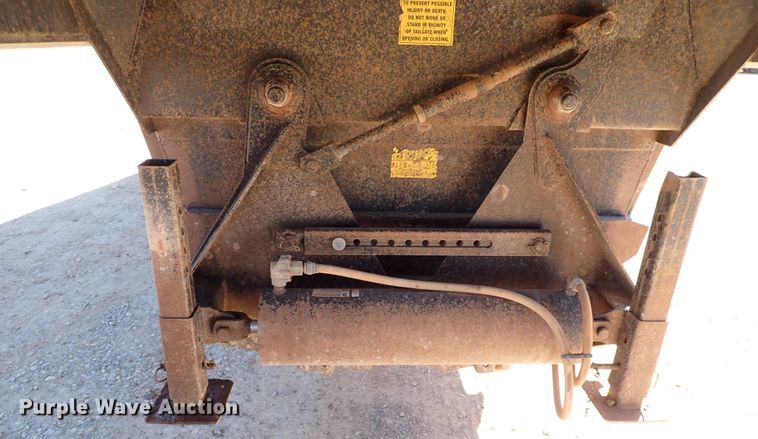 image for item DK3637 2011 CTS BDT-40  bottom dump trailer