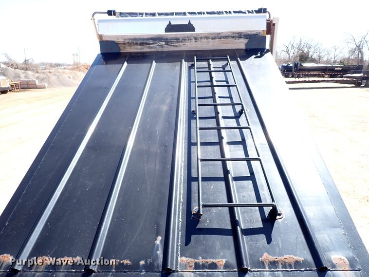 image for item DK3637 2011 CTS BDT-40  bottom dump trailer