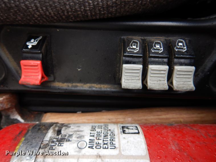 image for item DH8222 2009 International ProStar  semi truck