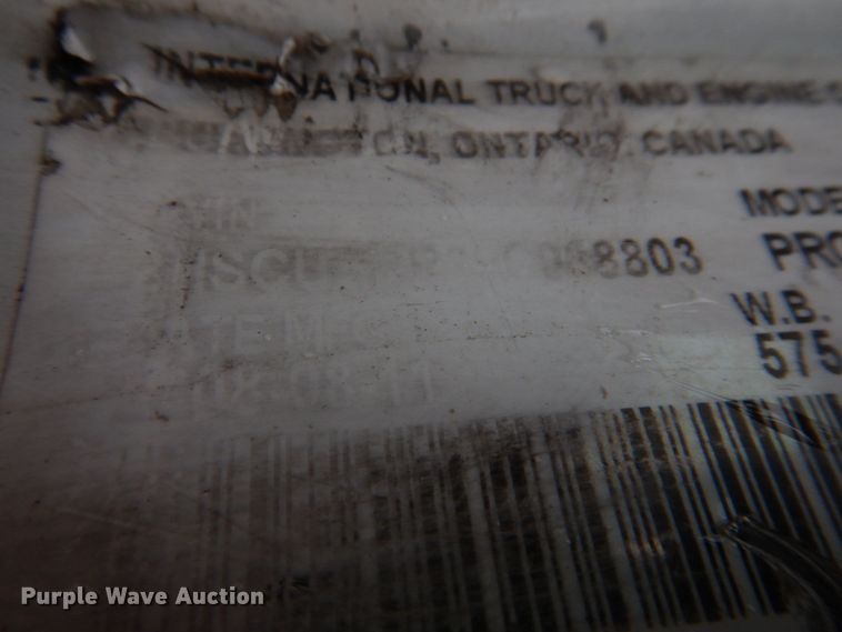 image for item DH8222 2009 International ProStar  semi truck