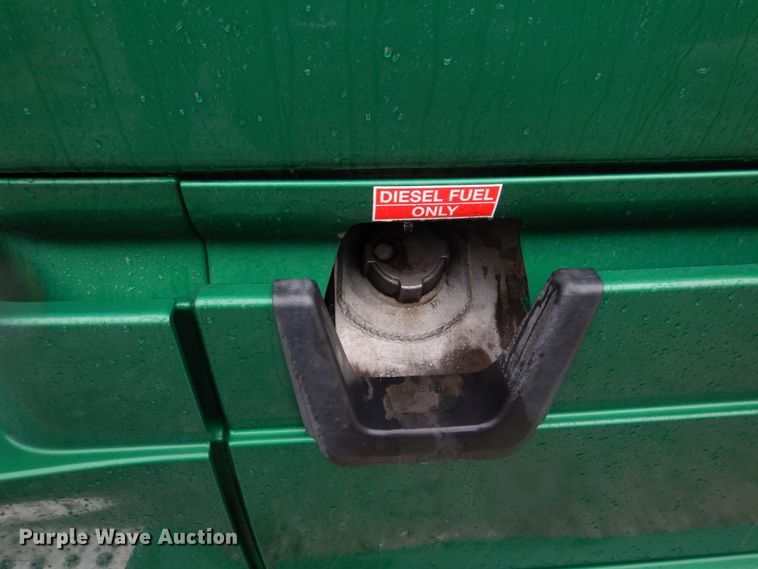 image for item DH8223 2015 Freightliner Cascadia  semi truck