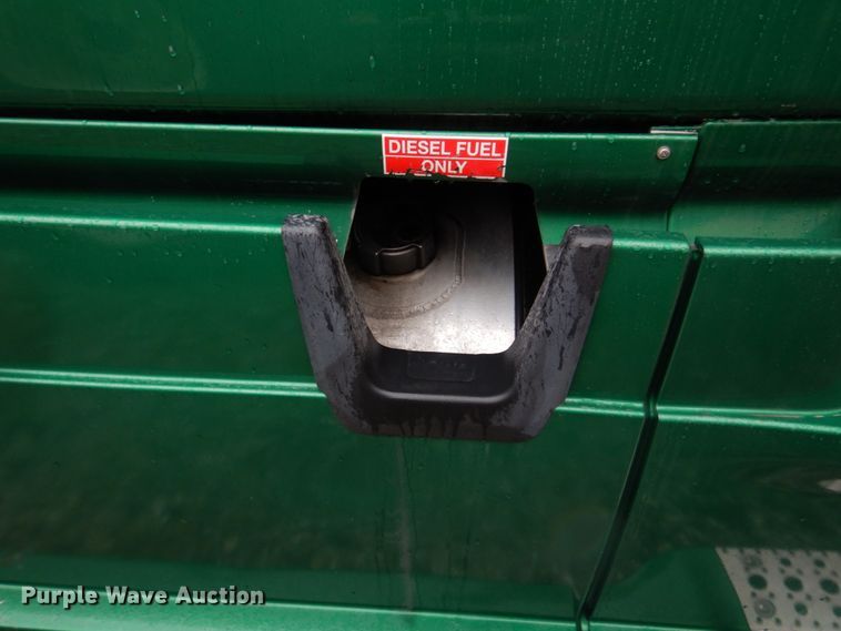 image for item DH8223 2015 Freightliner Cascadia  semi truck