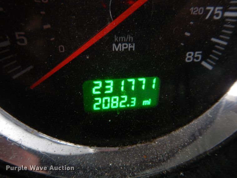 image for item DH8224 2009 Kenworth T660  semi truck