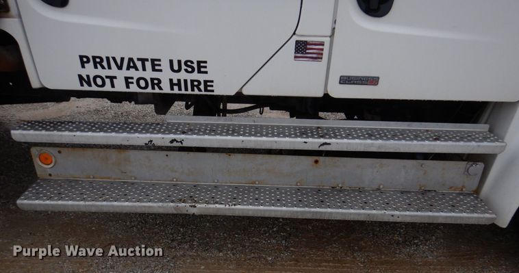 image for item DH8234 2006 Freightliner Business Class M2  flatbed truck