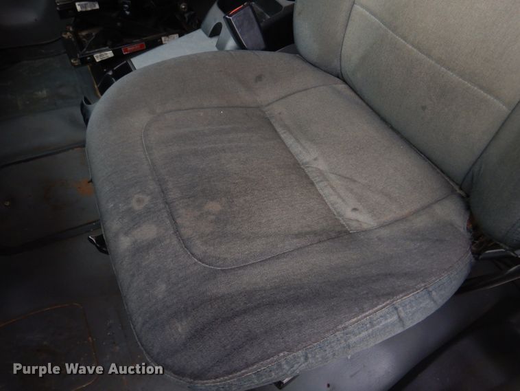 image for item DH8234 2006 Freightliner Business Class M2  flatbed truck