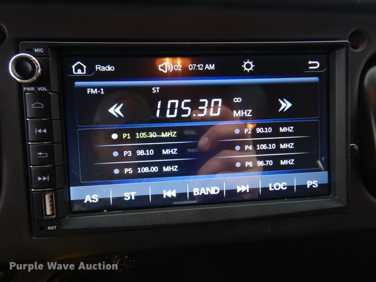 image for item DH8234 2006 Freightliner Business Class M2  flatbed truck