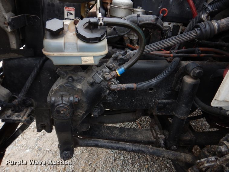 image for item DH8234 2006 Freightliner Business Class M2  flatbed truck