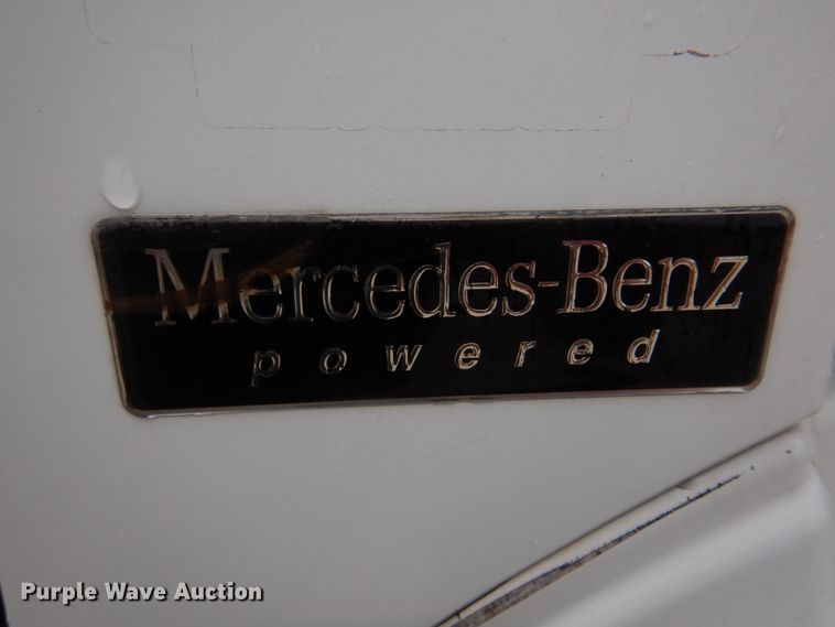 image for item DH8234 2006 Freightliner Business Class M2  flatbed truck