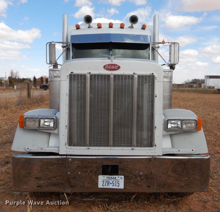 image for item DJ8934 1999 Peterbilt 379  semi truck