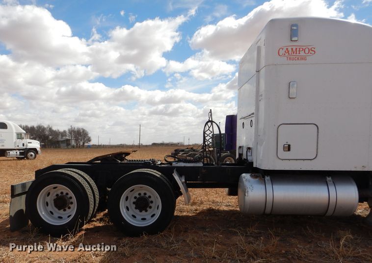 image for item DJ8934 1999 Peterbilt 379  semi truck