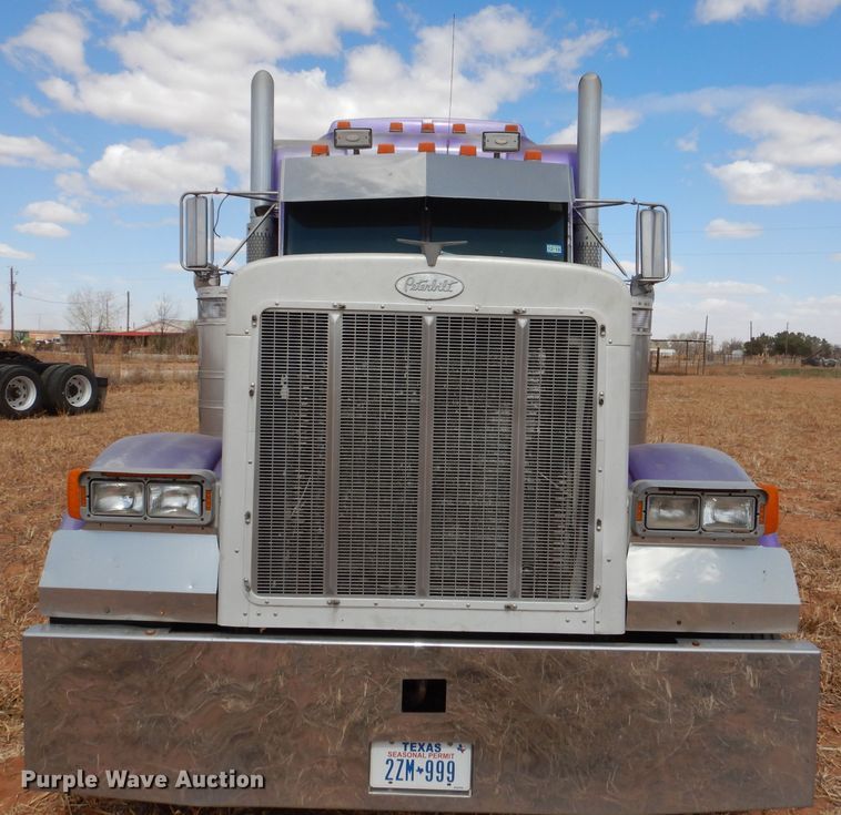 image for item DJ8935 1995 Peterbilt 379  semi truck