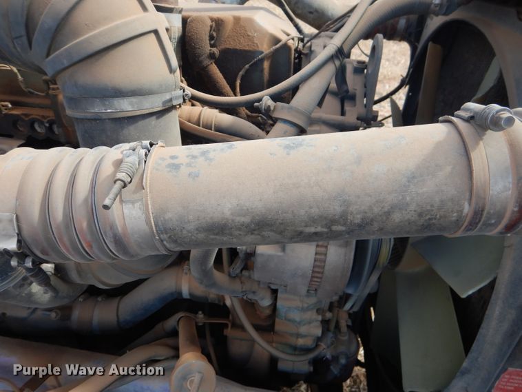 image for item DJ8935 1995 Peterbilt 379  semi truck