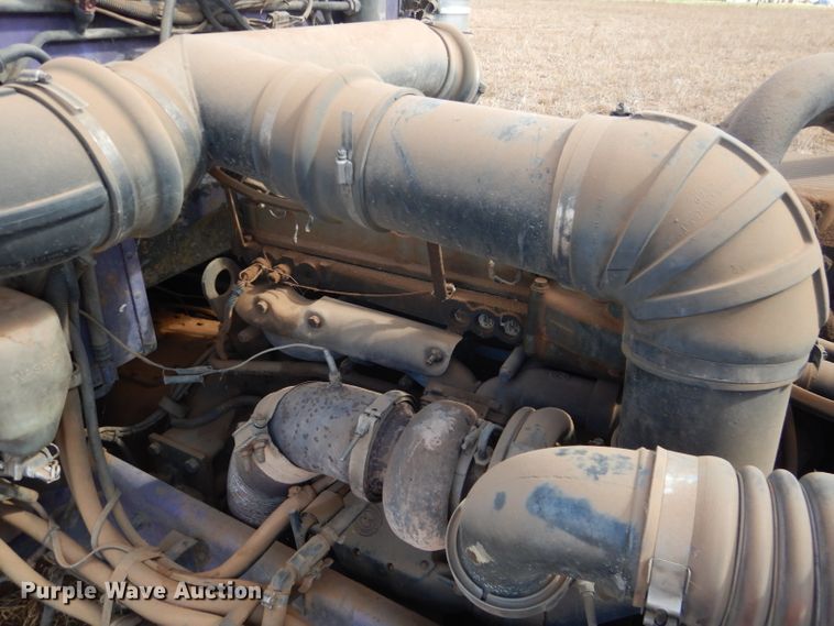 image for item DJ8935 1995 Peterbilt 379  semi truck