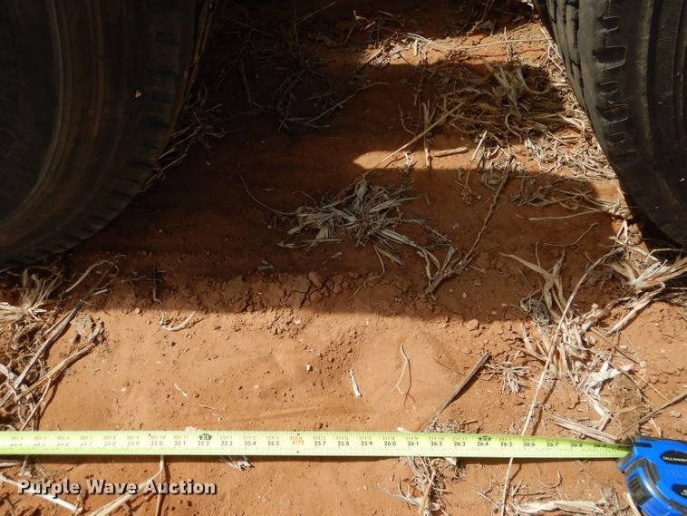 image for item DJ8935 1995 Peterbilt 379  semi truck