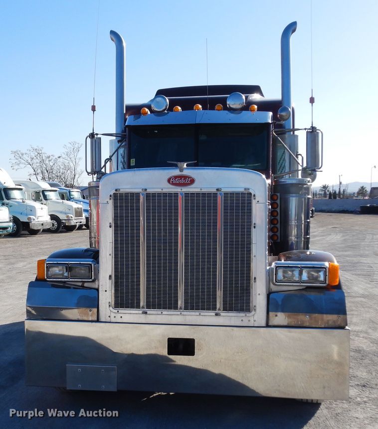 image for item DK0308 1996 Peterbilt 379  semi truck