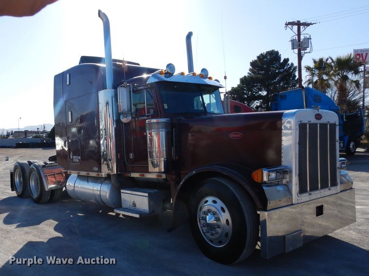 image for item DK0308 1996 Peterbilt 379  semi truck