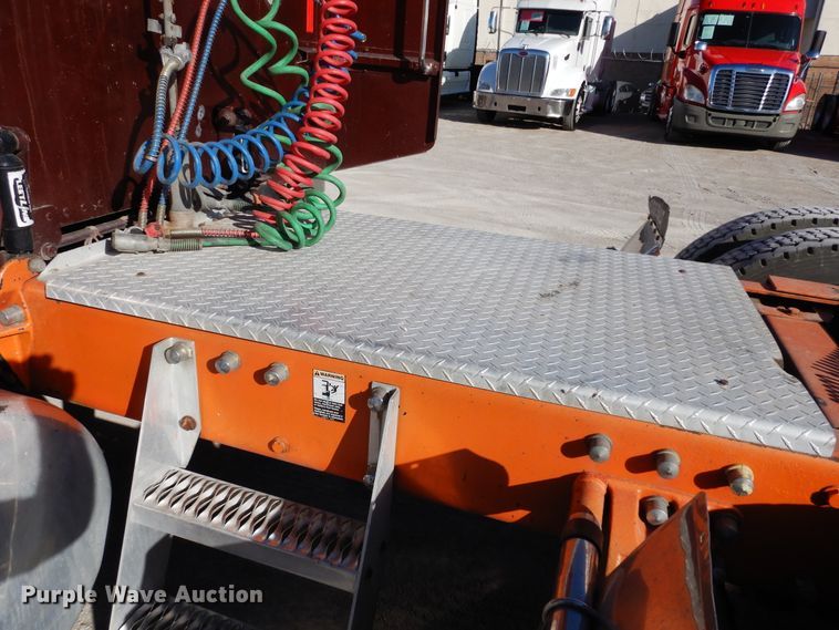 image for item DK0308 1996 Peterbilt 379  semi truck