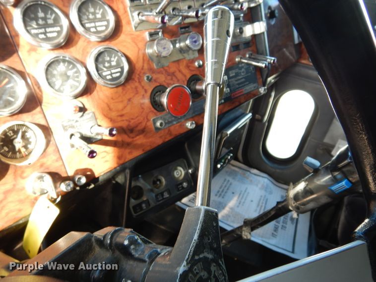 image for item DK0308 1996 Peterbilt 379  semi truck