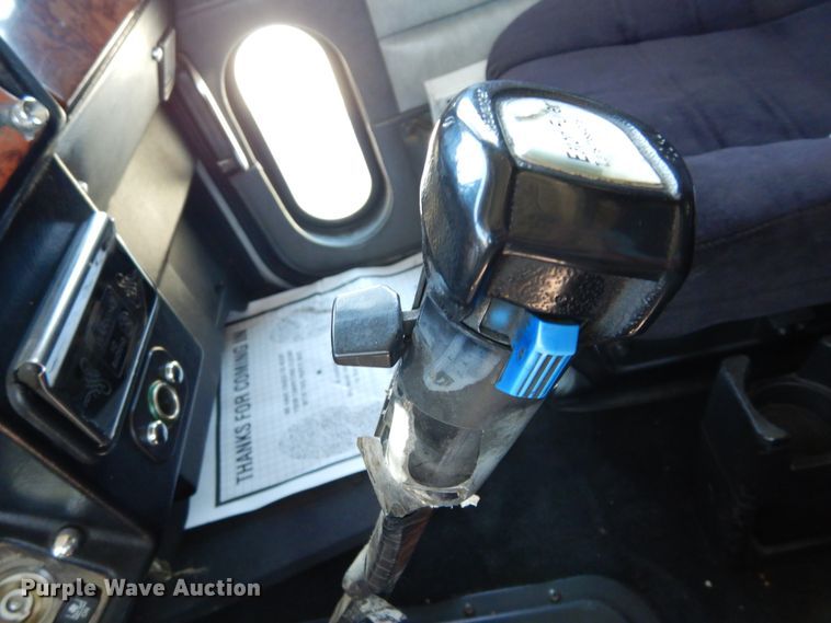 image for item DK0308 1996 Peterbilt 379  semi truck