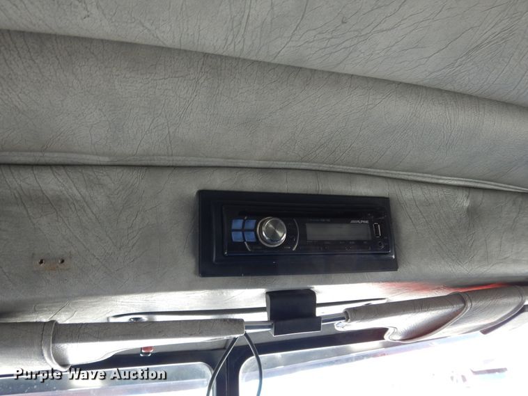 image for item DK0308 1996 Peterbilt 379  semi truck