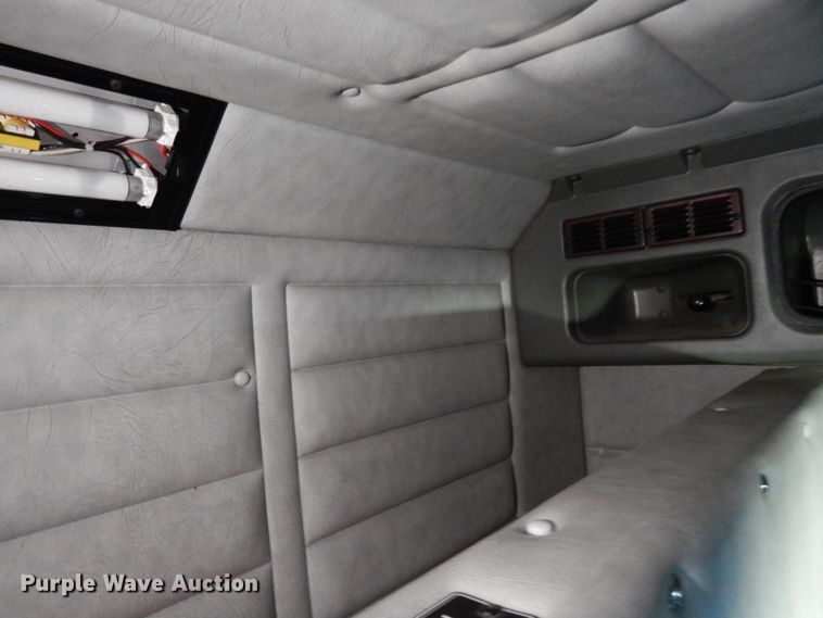 image for item DK0308 1996 Peterbilt 379  semi truck