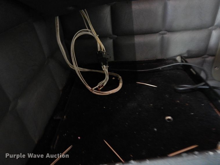 image for item DK0308 1996 Peterbilt 379  semi truck