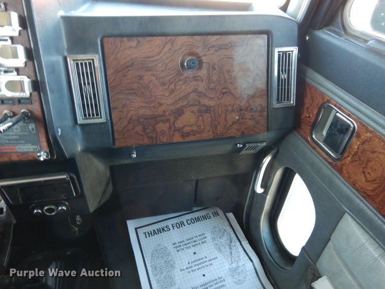 image for item DK0308 1996 Peterbilt 379  semi truck