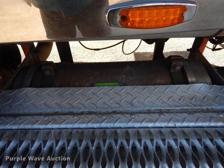 image for item DK0308 1996 Peterbilt 379  semi truck