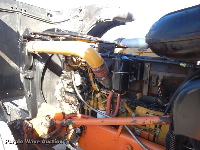 image for item DK0308 1996 Peterbilt 379  semi truck