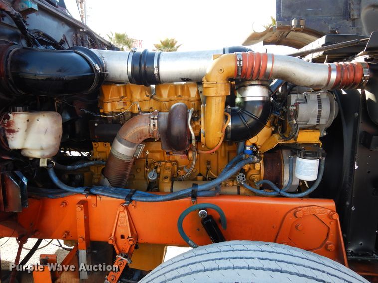 image for item DK0308 1996 Peterbilt 379  semi truck