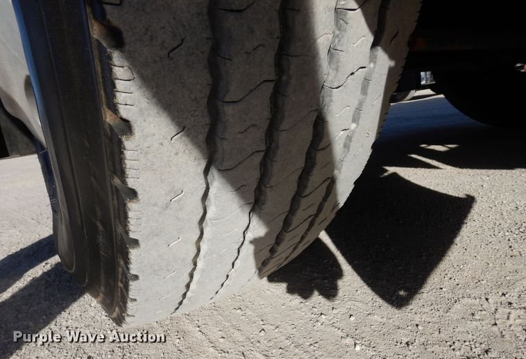 image for item DK0308 1996 Peterbilt 379  semi truck