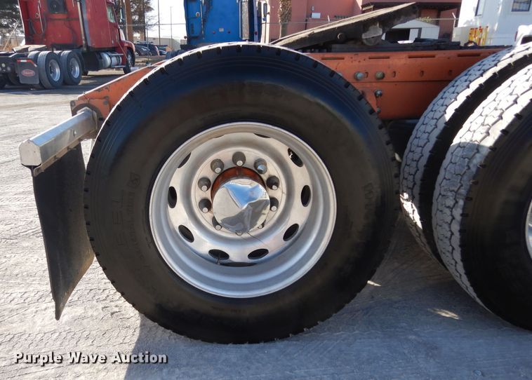 image for item DK0308 1996 Peterbilt 379  semi truck