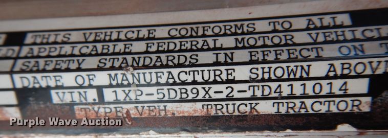 image for item DK0308 1996 Peterbilt 379  semi truck