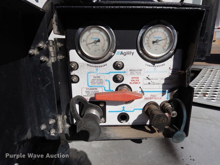 image for item DK0309 2009 Kenworth T660  semi truck